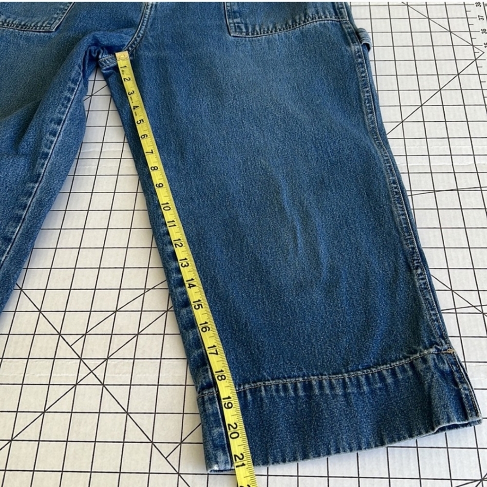 Bill Blass Jeans, carpenters' style, Denim Capris - Picture 8 of 8